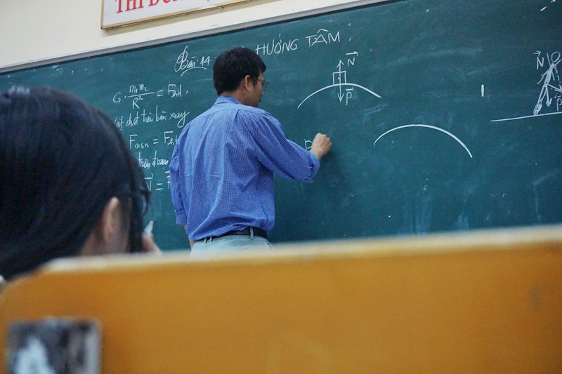 Digital Tools & Smart Class Techniques for Primary and Secondary Schools